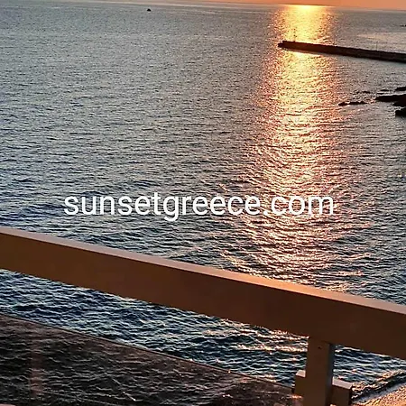 Aparthotel Sunset_apartments Only 15 Meters From The Sea Néos Marmarás